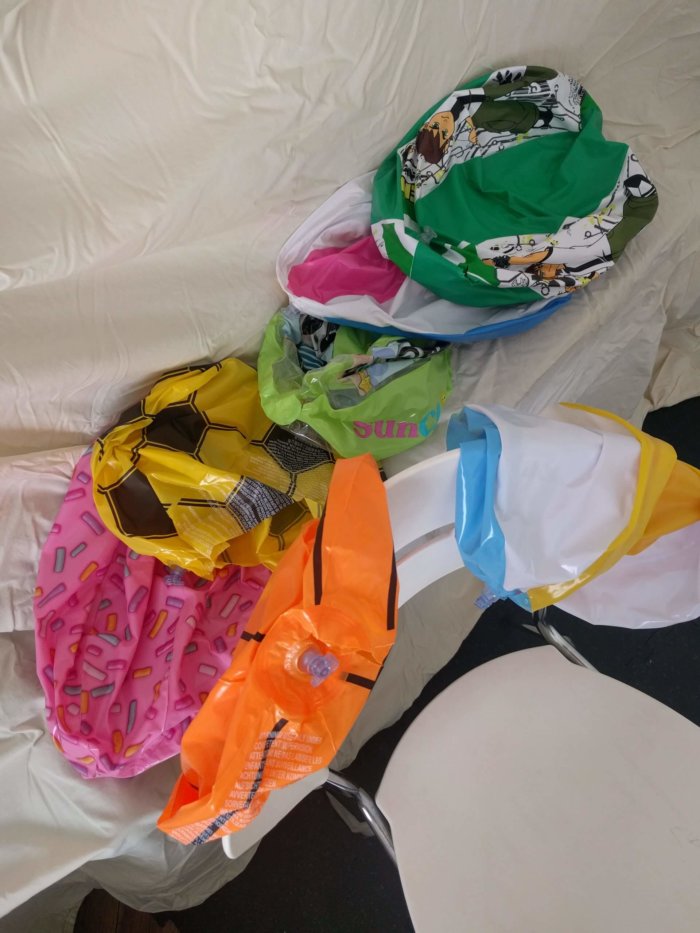 2803. Forcing dirty air leaks in beach balls